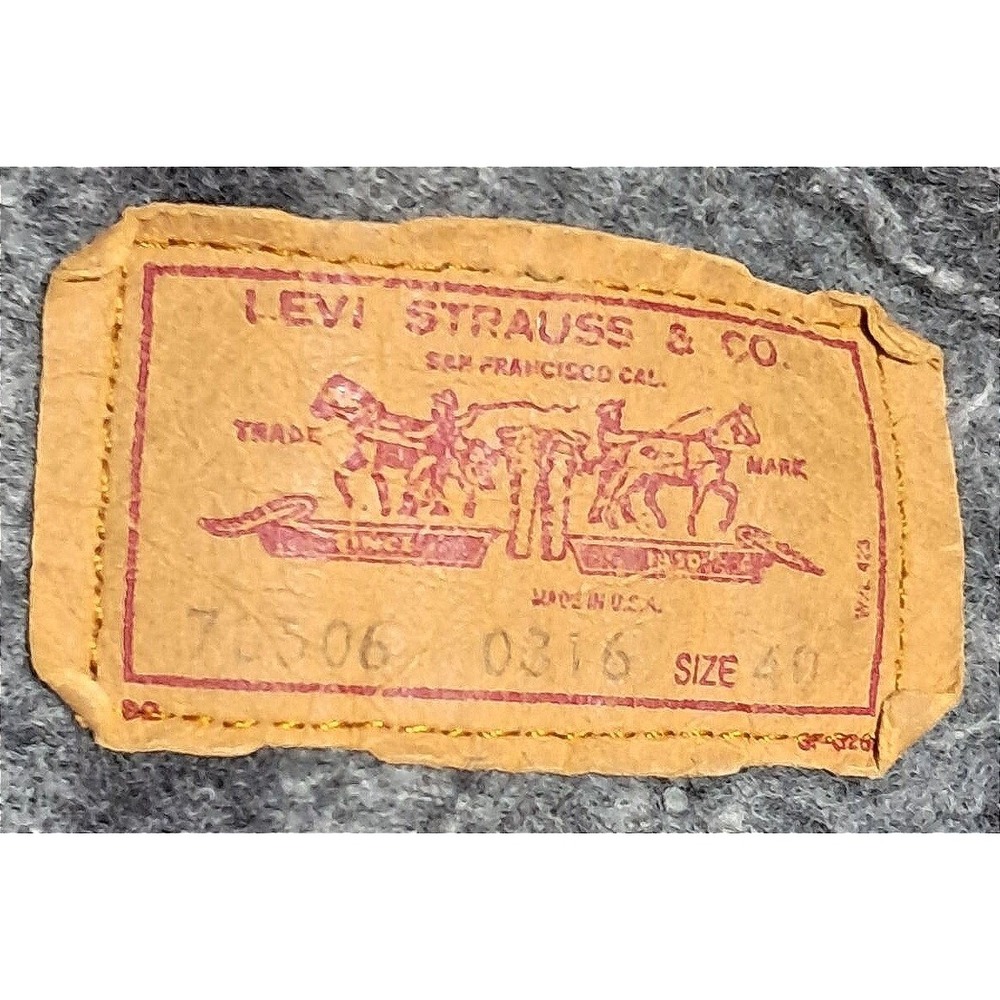 Levi Strauss & Co. Denim Trucker Jacket‎ Men Size 40 Blue Blanket Lined Thrashed - Picture 2 of 16
